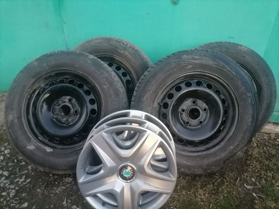 Продам летнюю резину з дисками. 5-112 R15-195-65