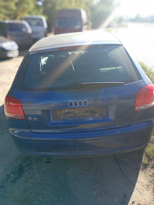 audi a3 8p 1.6 benzyna 2006 rok samochód w całości lub na części