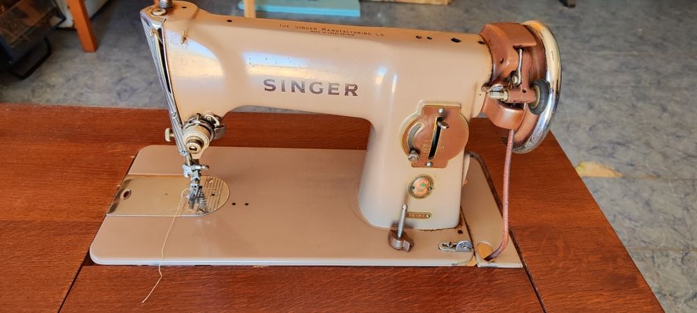 Máquina costura Singer