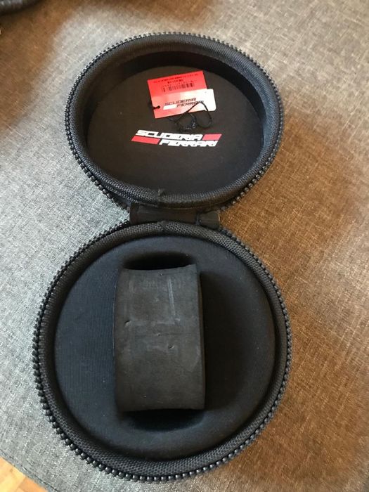 Relogio ferrari  preto e azul