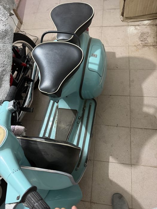 Vendo ou troco vespa 125 sprint