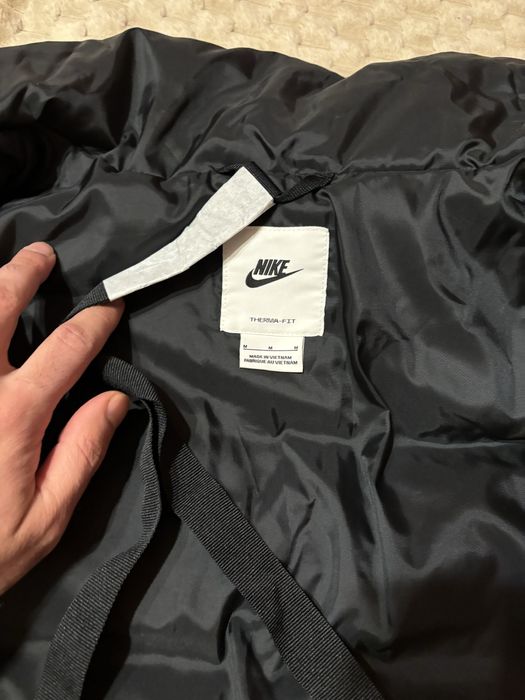 Женский пуховик Nike Sportswear Therma-Fit Новый  Оригинал