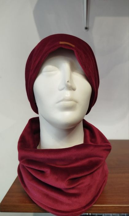 Welurowe komplety czapka i komin kolory