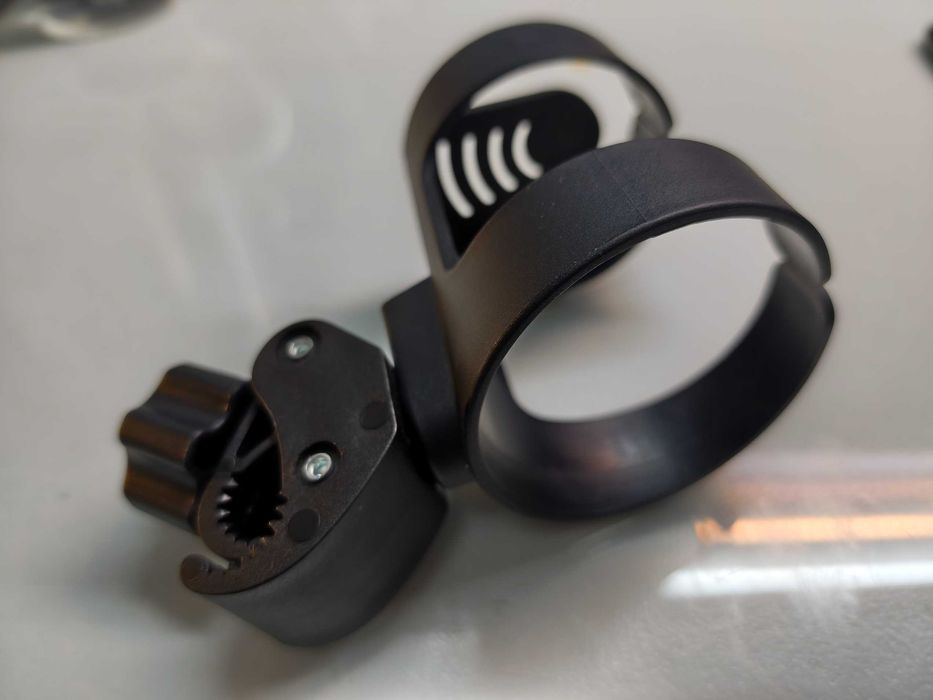 Suporte universal para garrafa de água