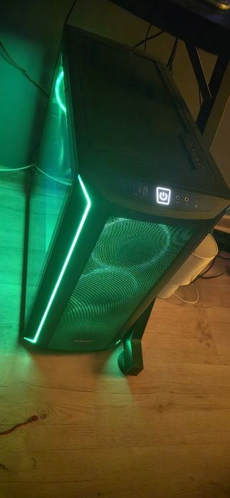 Super wydajny komputer  . Okazja ! Rtx 5070!