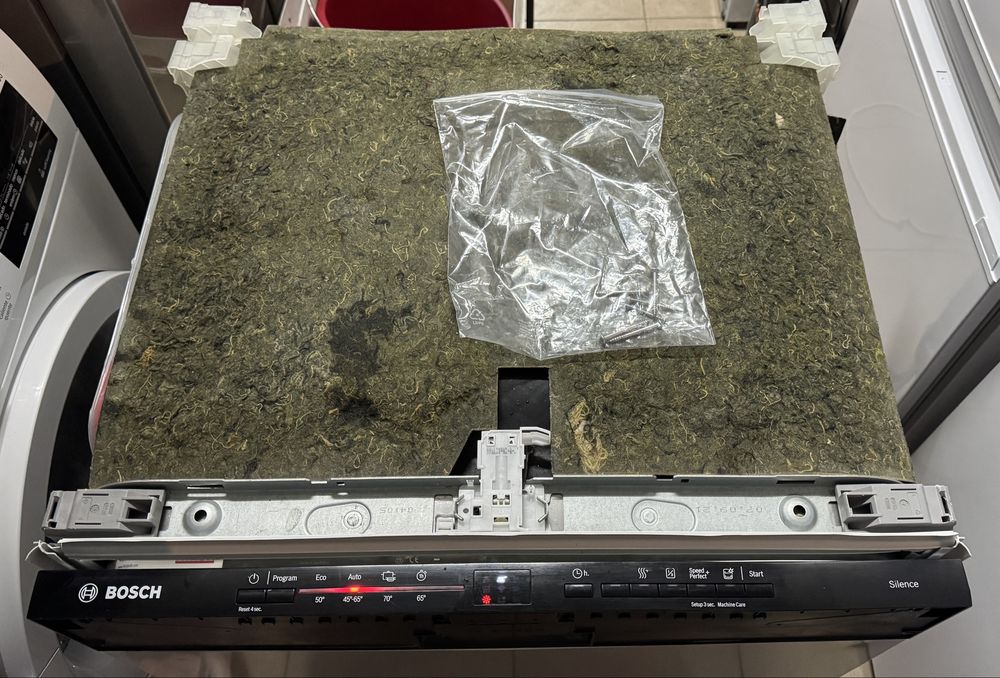 Máquina de Lavar Loiça encastre Bosch   SGV2HAX02E