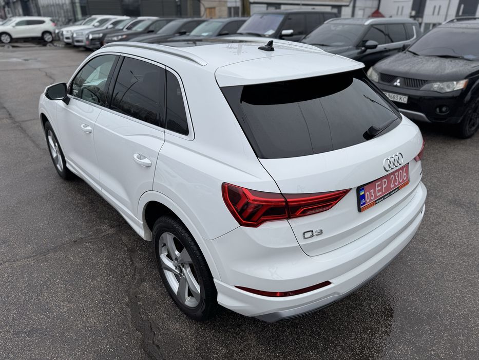 Продам Audi Q3 2l