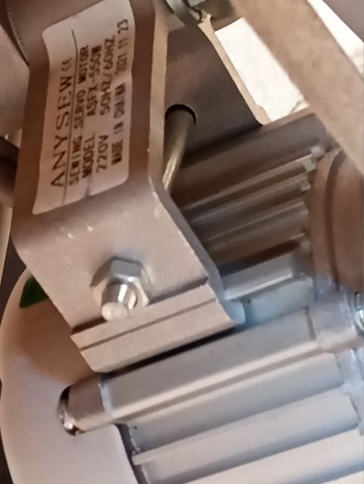 Промислова швейна Typical для важких тканин — стан ідеальний