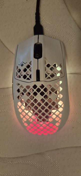 Rato Gaming SteelSeries Aerox 3 Wired (Snow White) – Como Novo