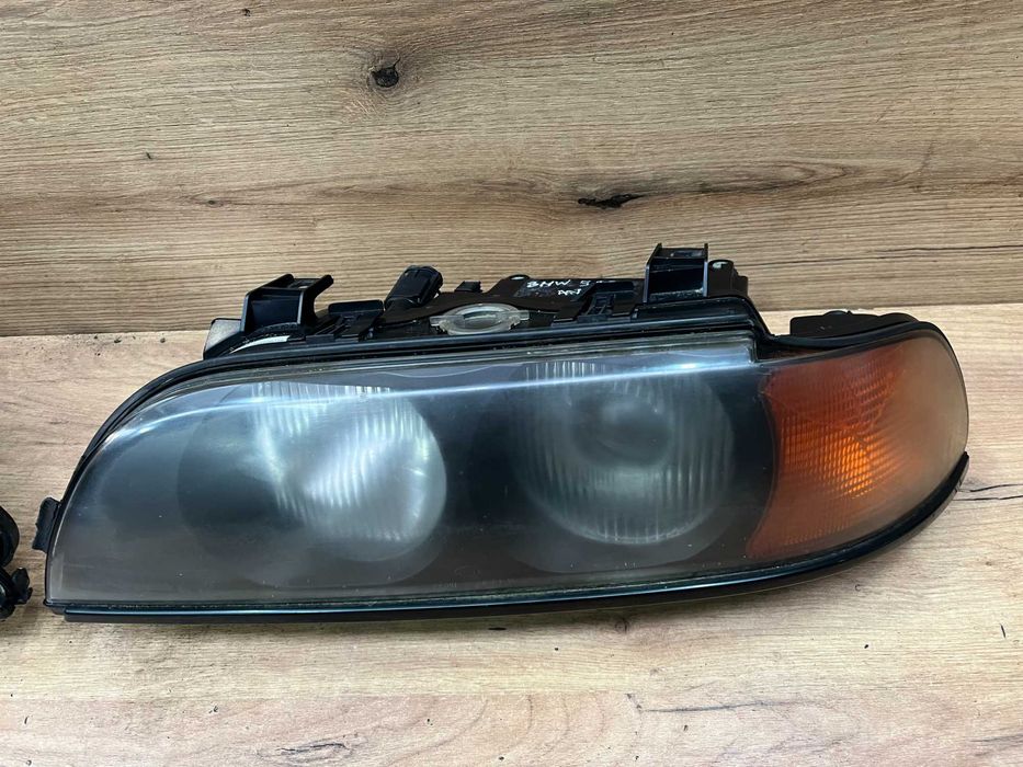 Lampa/reflektor przedni lewy prawy Bmw E39