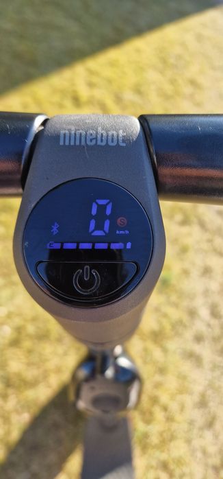 Sprzedam hulajnoga segway-ninebot e45d