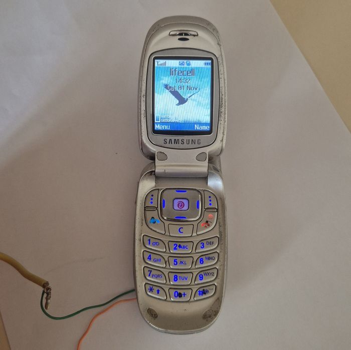Samsung SGH-X450 телефон-розкладушка