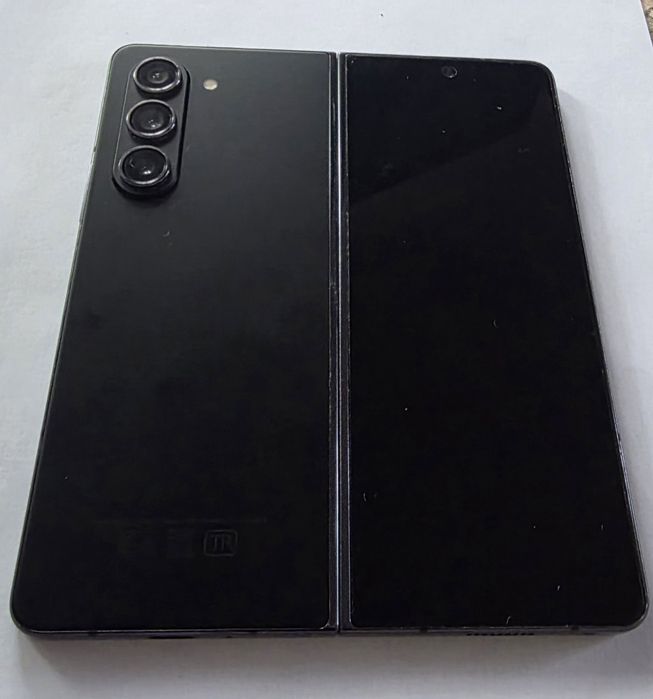 Samsung Galaxy Fold 5,SM-F946B/DS