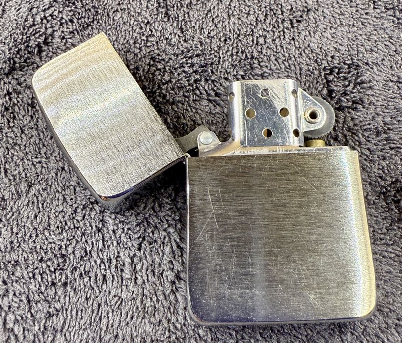 Zapalniczka benzynowa Zippo - 1941 Replica