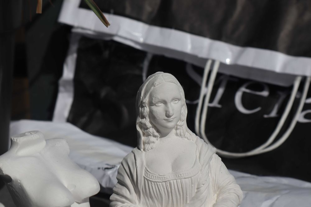 Peça em gesso da icónica Mona Lisa