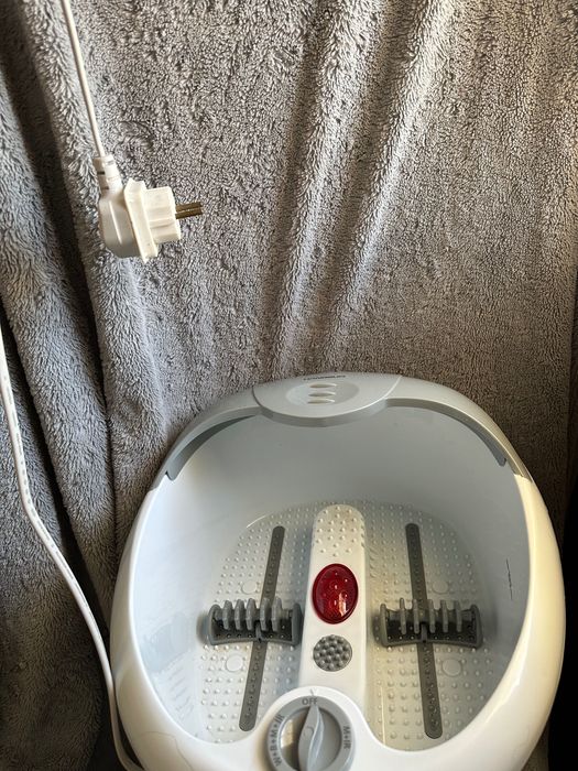 Massajador de pés + kit cremes