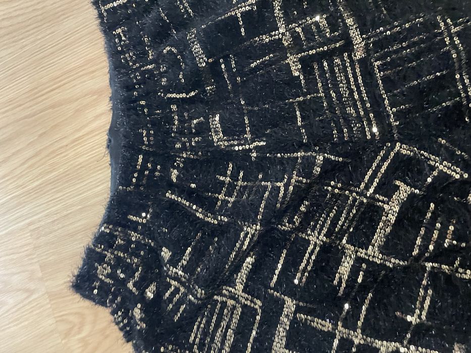 Calca preta com lantejoulas