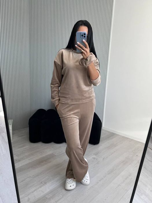 Костюм велюр жіночий