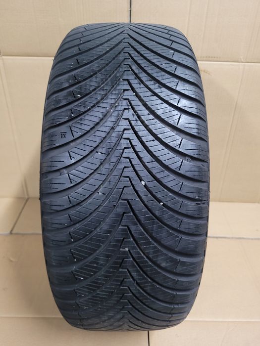 kumho 235/45 r17 solus 4s 97y 2023rok