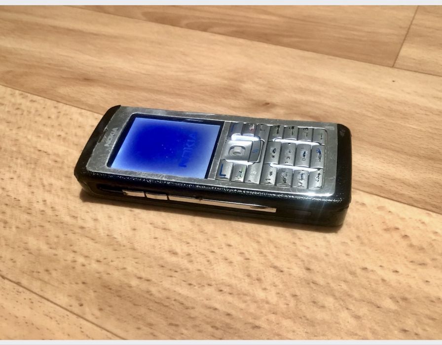Раритетна Nokia E60