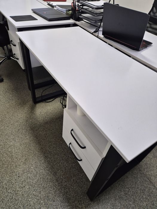 Продам   офісний   стіл