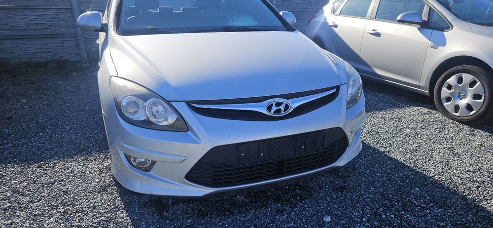 Przód kompletny Hyundai I30 srebny