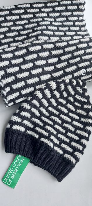 Теплий набір Benetton. Шапка + Снуд