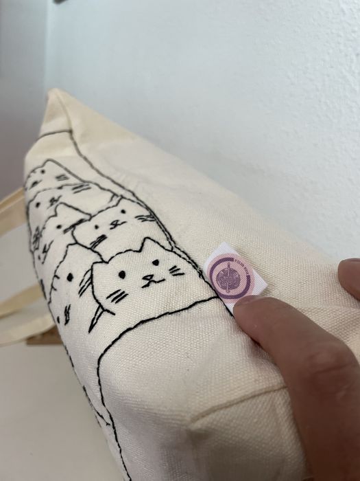 Eco bag bordada a mão com fecho