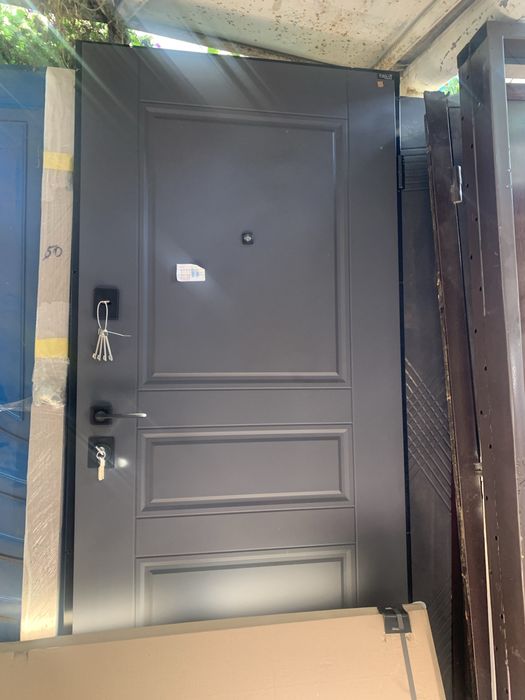 Входные двери. Уличные и квартирные. Монтаж и доставка.