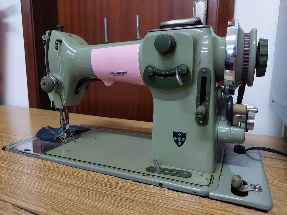 Maquina de costura