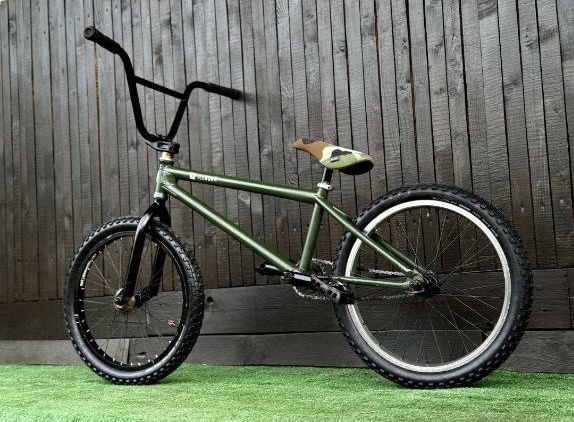 Велисипед трюковий (BMX)