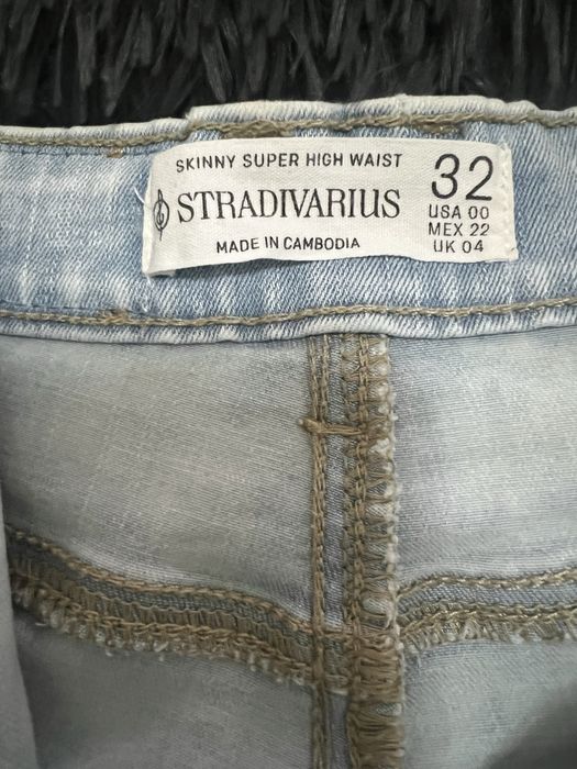 Jeans Bershka Stradivarius Shein POUCO USO 32 e 34