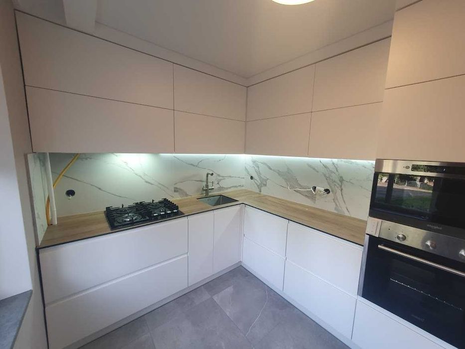 Конструктор корпусной мебели. (ВИЯР , КРОНАС , ДАСк)