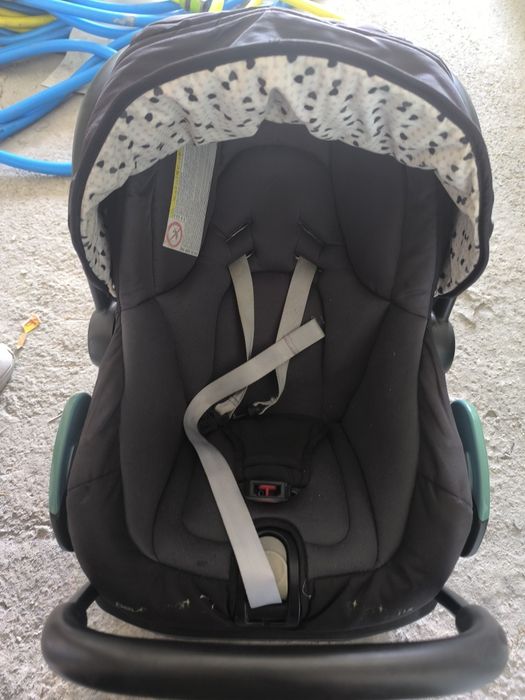 Ovo de bebé Cybex com base ISOFIX