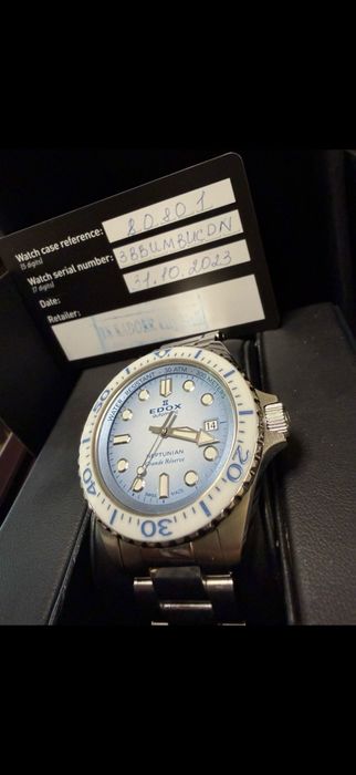 Годинник EDOX