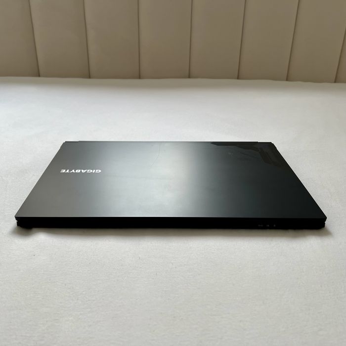 Laptop Gigabyte G7 MF / i5 / RTX 4050