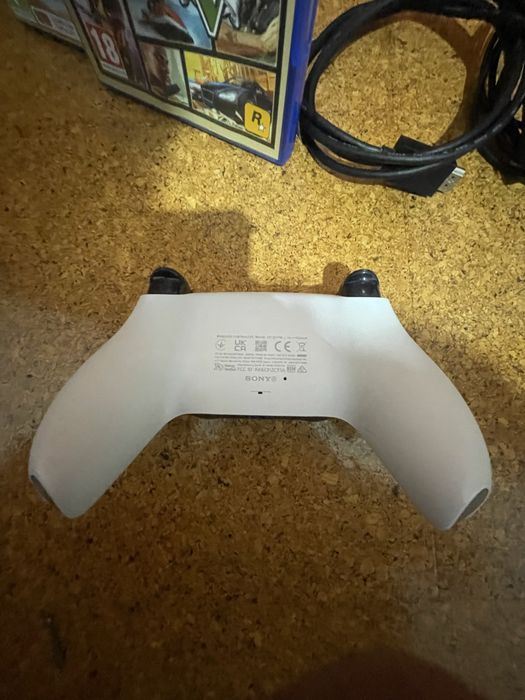 VENDO PS5 1 mes de uso
