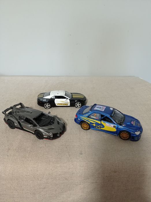 Машинки модельки . 19шт Лот