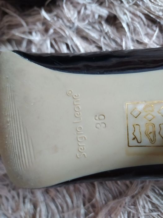 Buty na obcasie damskie