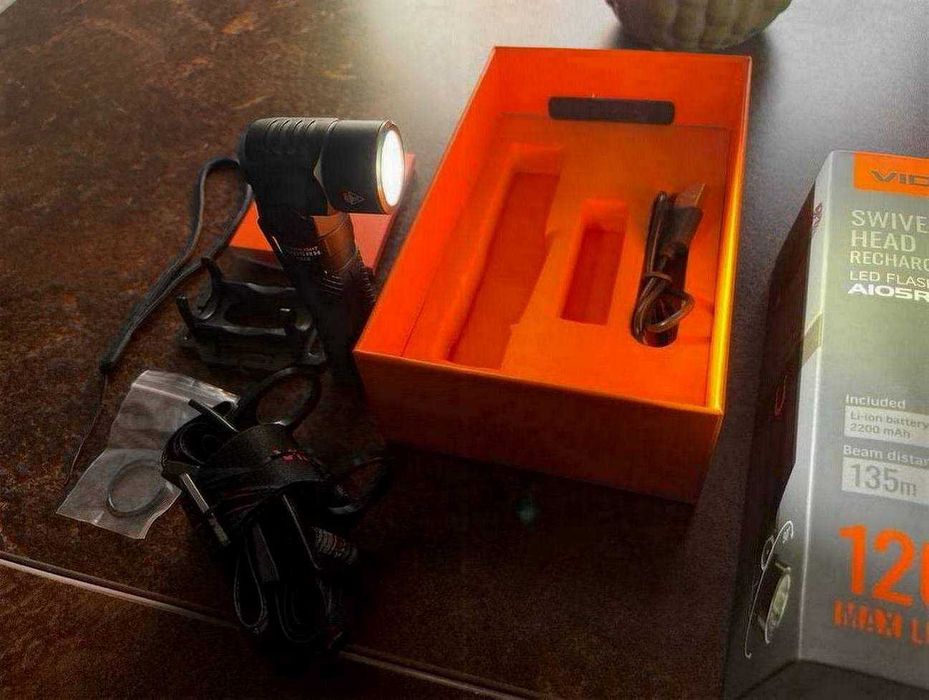 Портативний світлодіодний ліхтарик videx 5000K