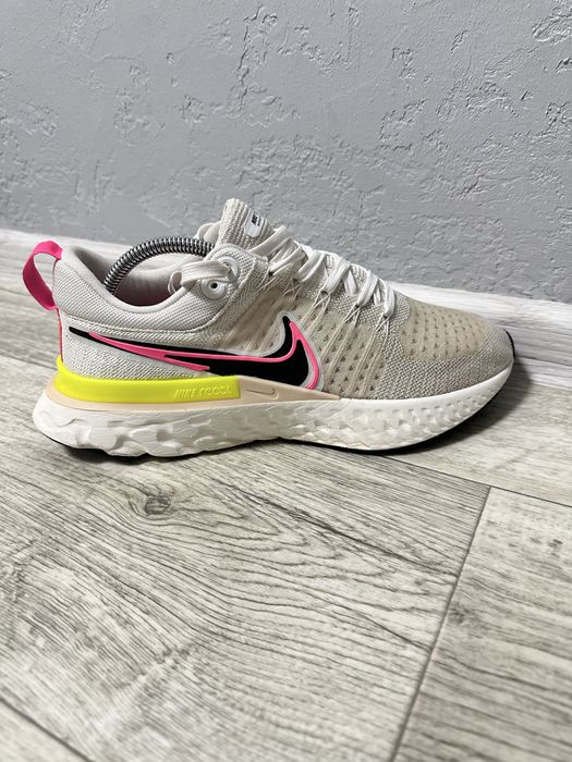 Кросівки Nike React Infinity Run Flyknit 2