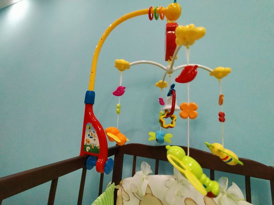 Карусель на ліжечко