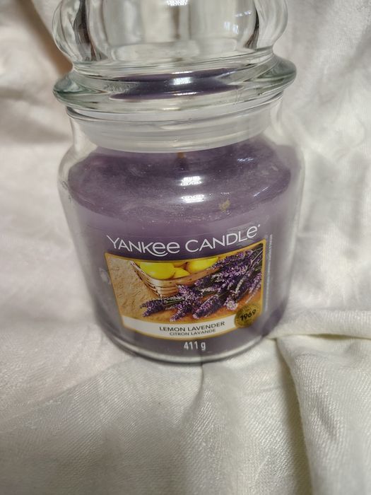 Аромосвічка Yankee Candle лаванда лимон
