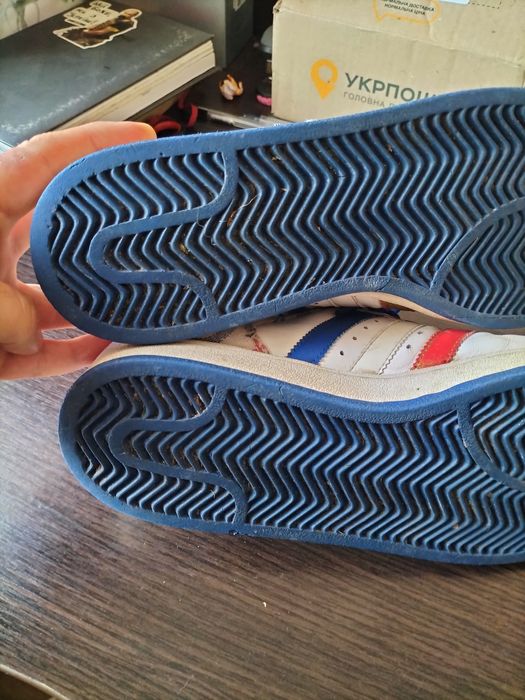 Кроссовки adidas superstar