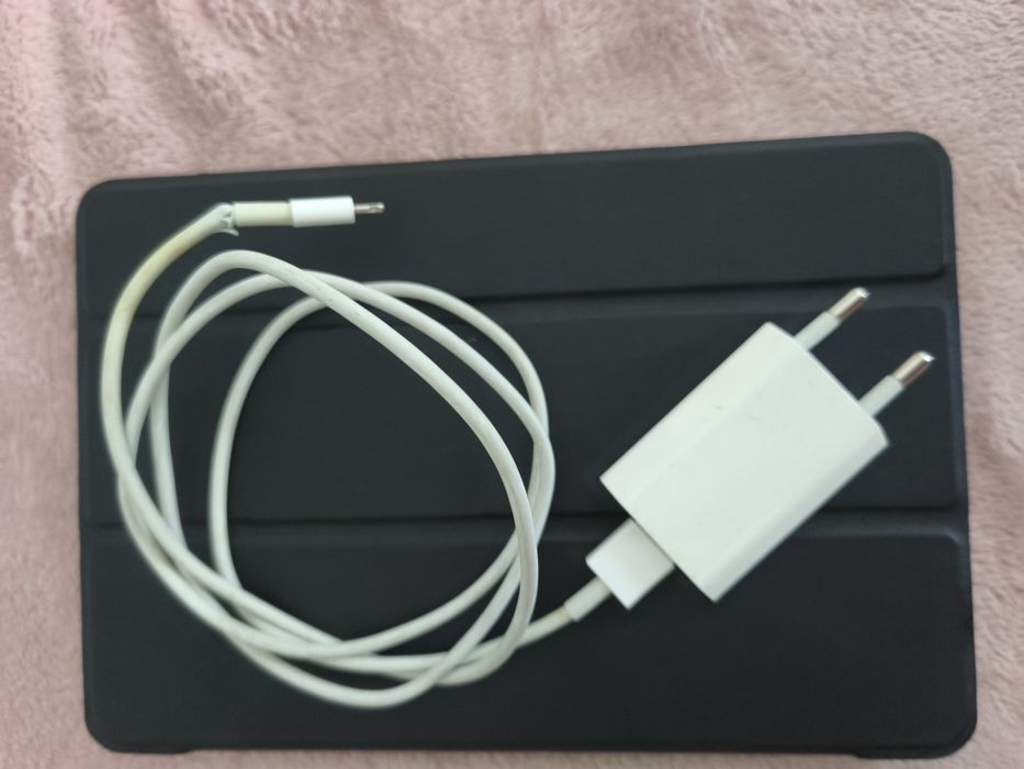 iPad  mini2 16gb w dobrym stanie .