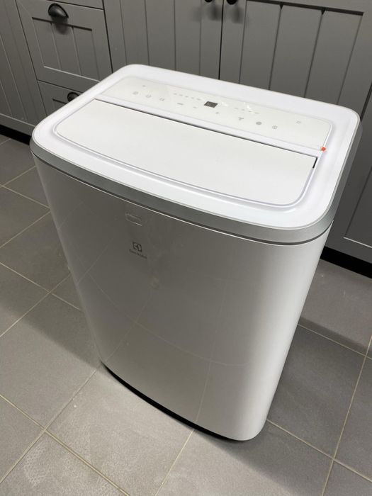 Klimatyzator Electrolux Comfort 600 Funkcja Grzania , Osuszania