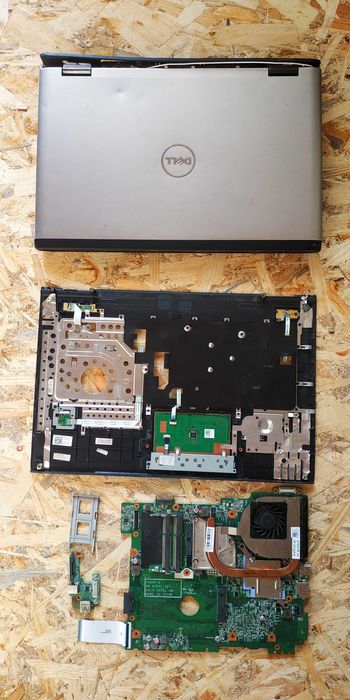 Lot De Pièces Détachées Pour Ordinateur Portable Dell Vostro 3550 - Référence P16F, 01222 - Occasion