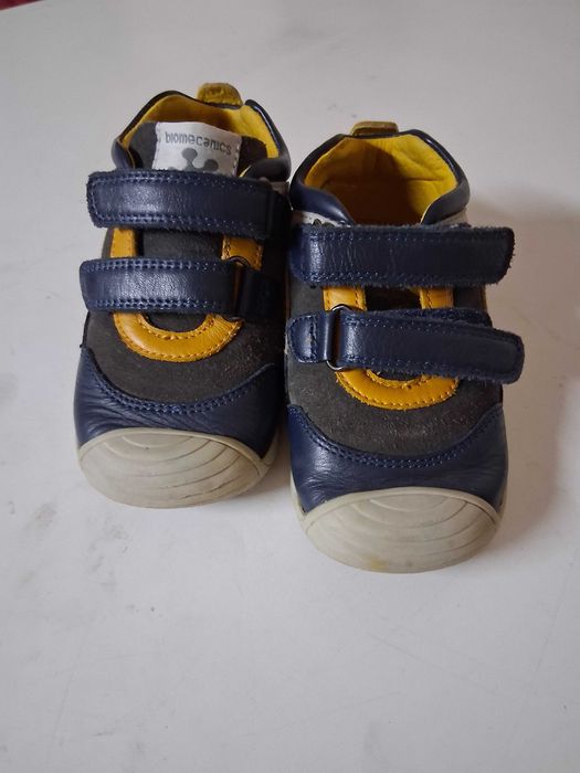 Sapato Biomecanics 24