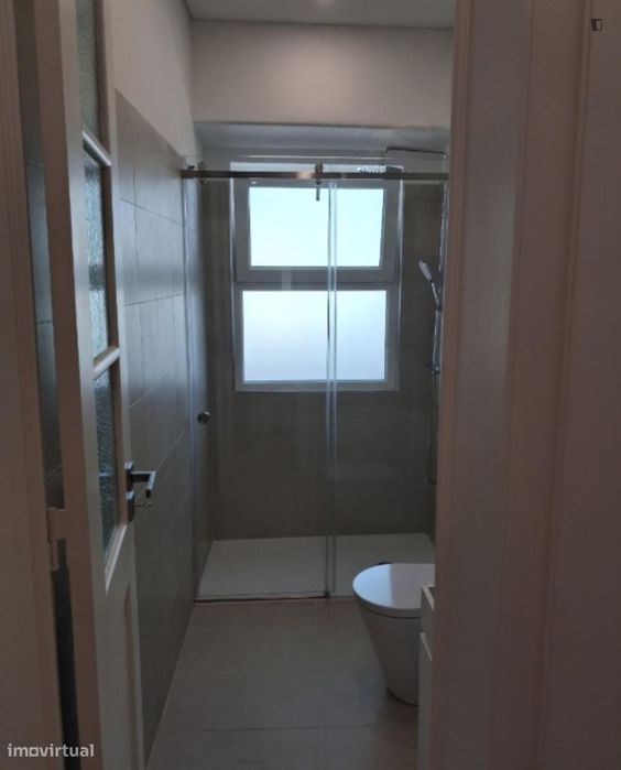 Quarto - localizado em Penha de França Lisbon