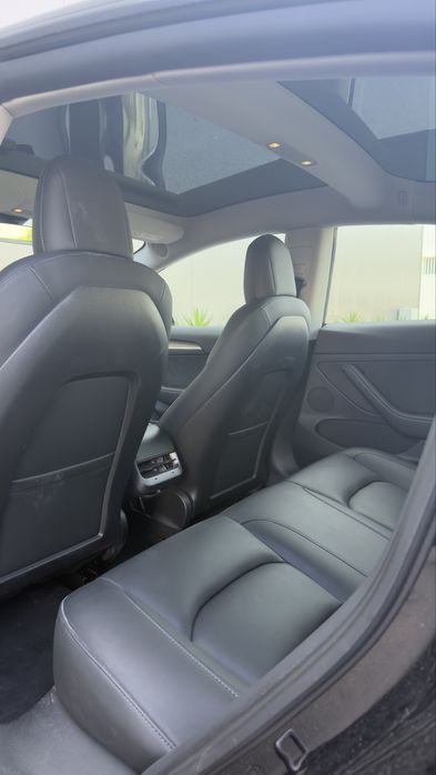 Tesla Dual Motor Longe Range Ano 2022 ( km 86.000 )
